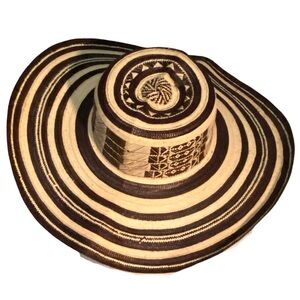 Striped woven Black and Tan Women's Hat packable